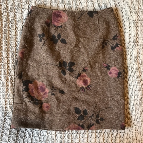 LOFT mini skirt - Picture 1 of 2